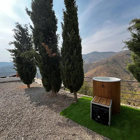 Trompetilla Montes De With Yoga And Villa