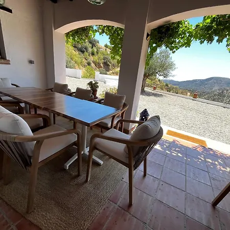 Villa Trompetilla Montes De With Yoga And Malaga